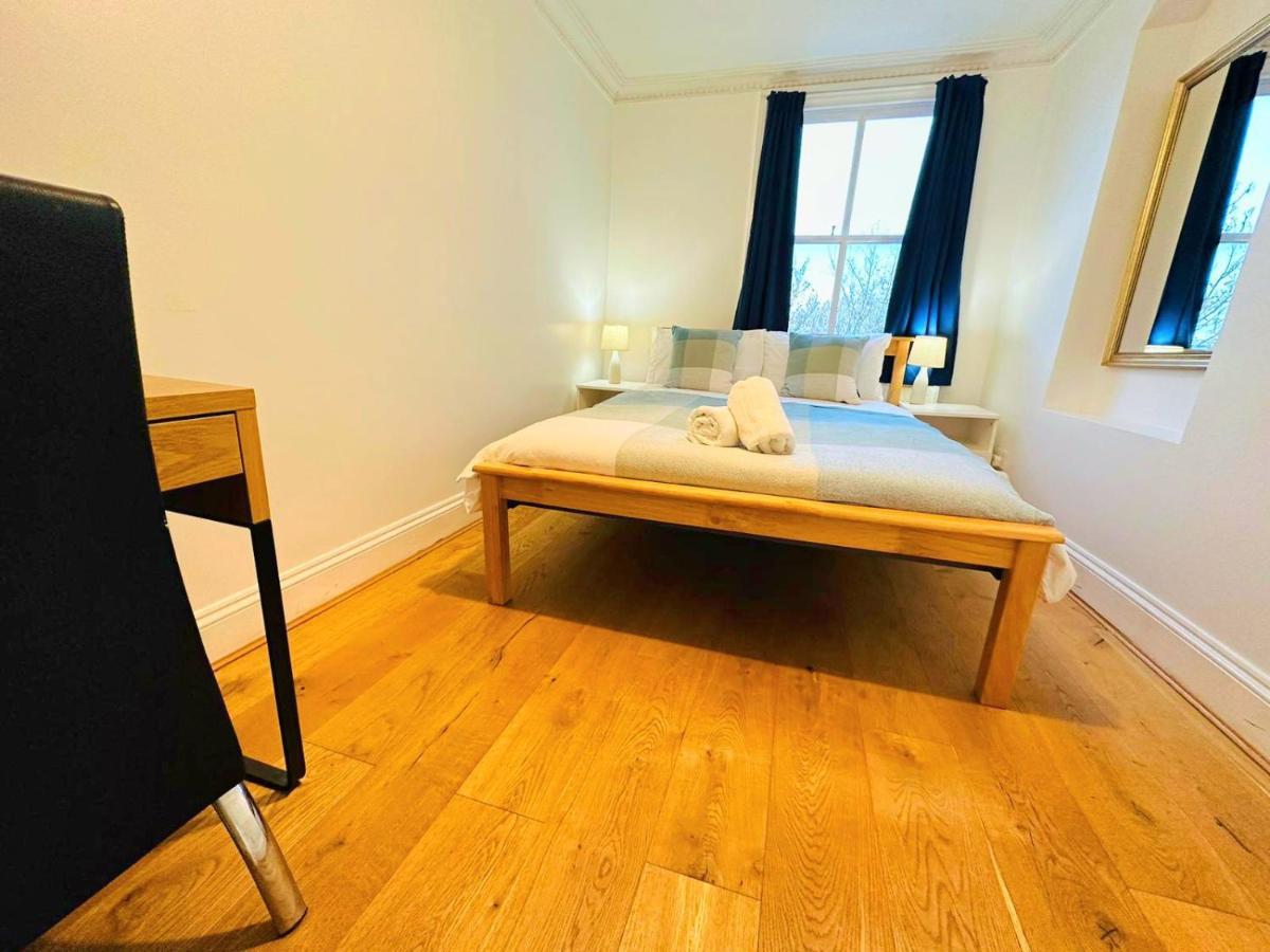 Cosy Home In Kensington - Great Location! 3 Minutes Walk To Earl'S Court Station London Bagian luar foto
