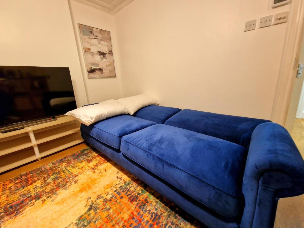 Cosy Home In Kensington - Great Location! 3 Minutes Walk To Earl'S Court Station London Bagian luar foto