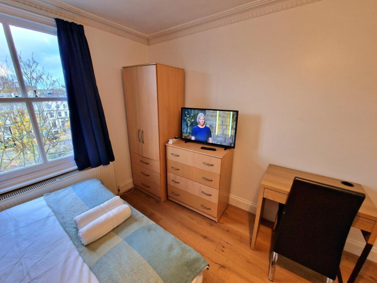 Cosy Home In Kensington - Great Location! 3 Minutes Walk To Earl'S Court Station London Bagian luar foto